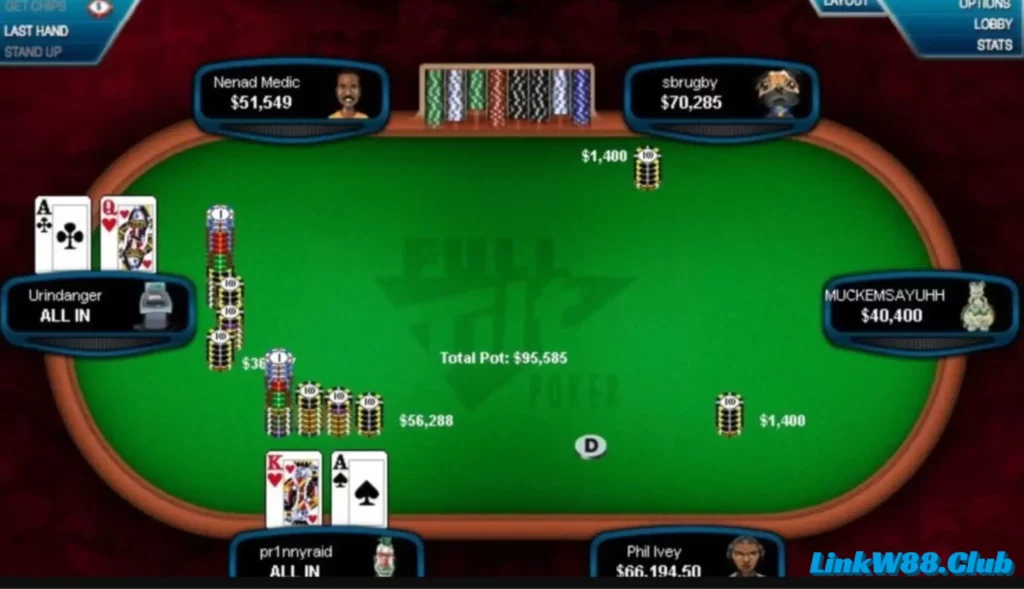 Tại Vòng 1 Poker, mỗi người chơi được chia 2 lá bài